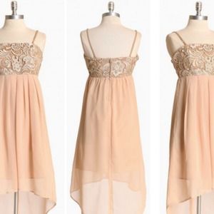 Meet your Posher, Jillian